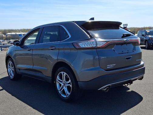 Magnetic Metallic 2016 Ford Edge Titanium