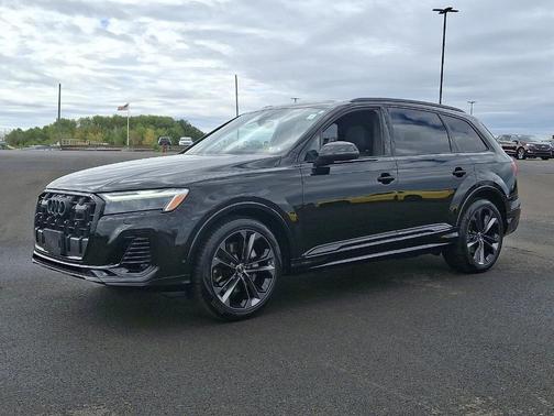 2025 Audi Q7 55 Premium