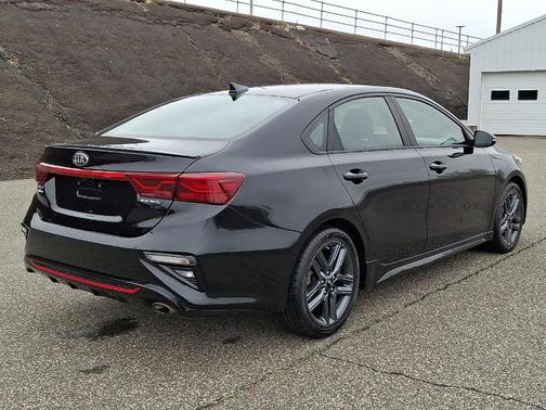 Aurora Black 2020 Kia Forte GT-Line