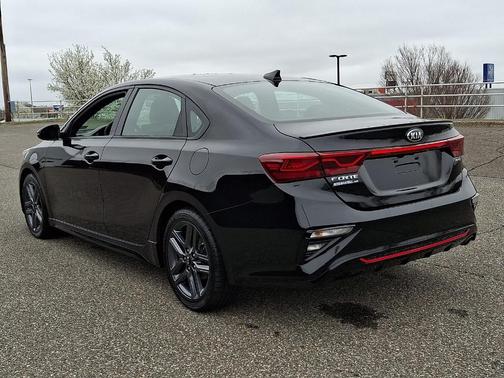 Aurora Black 2020 Kia Forte GT-Line