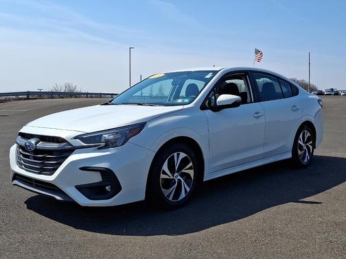 Crystal White Pearl 2023 Subaru Legacy Premium