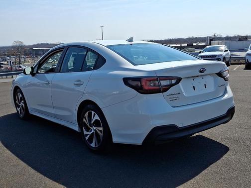 Crystal White Pearl 2023 Subaru Legacy Premium