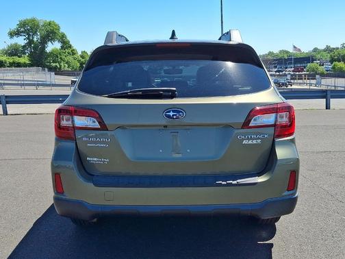 Wilderness Green Metallic 2017 Subaru Outback 2.5i Premium