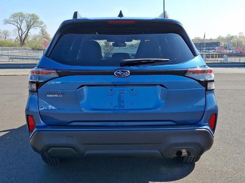 Horizon Blue Pearl 2025 Subaru Forester Premium