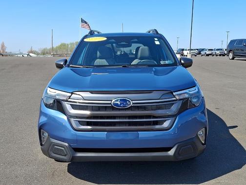 Horizon Blue Pearl 2025 Subaru Forester Premium