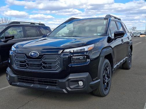 Crystal Black Silica 2026 Subaru Outback Limited