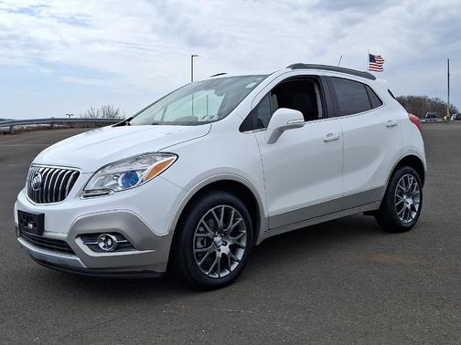 White Pearl Tricoat 2016 Buick Encore Sport Touring