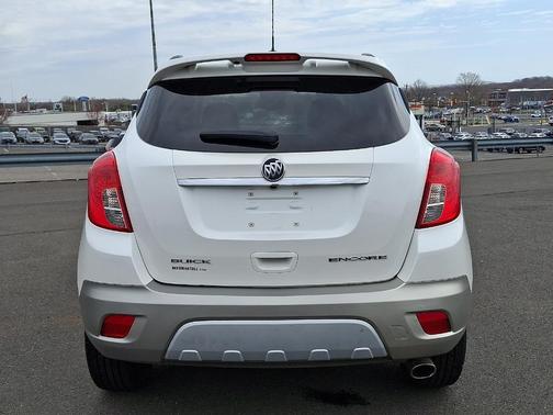 White Pearl Tricoat 2016 Buick Encore Sport Touring