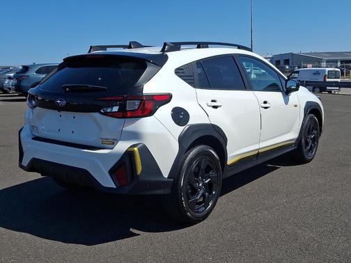 Crystal White Pearl 2024 Subaru Crosstrek Sport