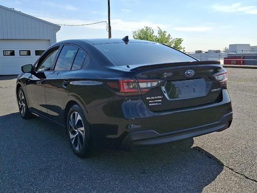 Crystal Black Silica 2024 Subaru Legacy Premium