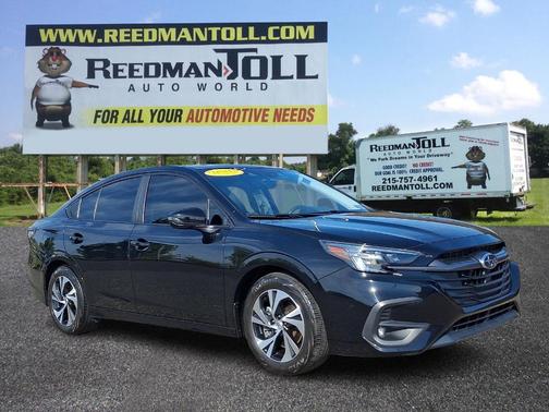 Crystal Black Silica 2024 Subaru Legacy Premium