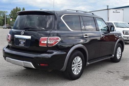 2017 Nissan Armada SV
