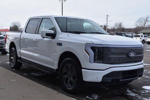 2024 Ford F-150 Lightning LARIAT