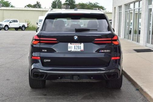 2024 BMW X5 M60i