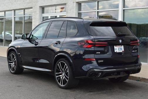 2024 BMW X5 M60i