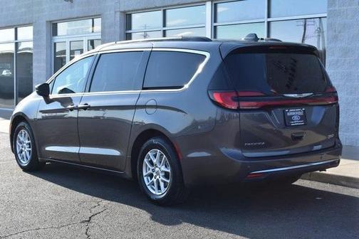 2022 Chrysler Pacifica Touring-L