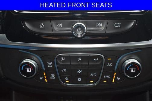 Sable Brown Metallic 2018 Chevrolet Traverse LT Cloth