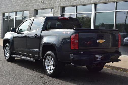 Graphite Metallic 2018 Chevrolet Colorado LT