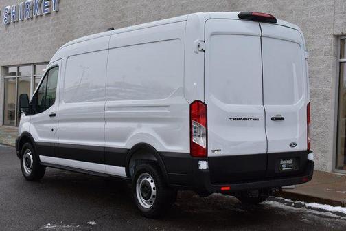 2026 Ford Transit-250 148 WB Medium Roof Cargo