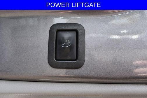 Predawn Gray Mica 2018 Toyota Highlander XLE