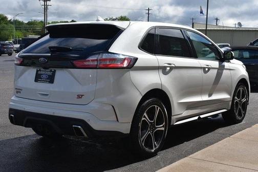 2020 Ford Edge ST