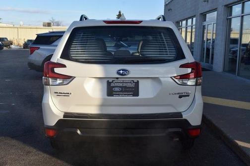 2020 Subaru Forester Base (CVT)