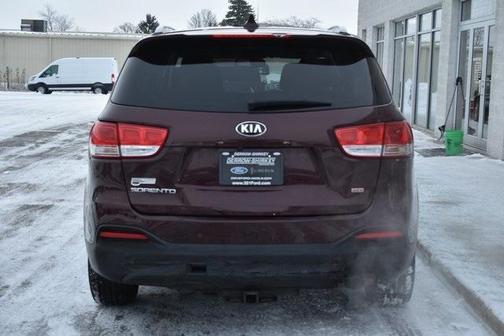 2016 Kia Sorento LX