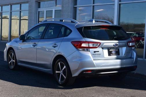 Ice Silver Metallic 2019 Subaru Impreza 2.0i Premium