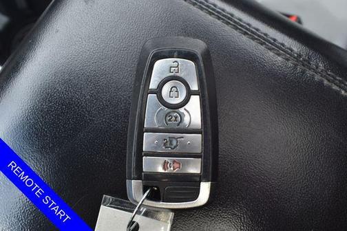 Burgundy 2022 Ford Explorer XLT