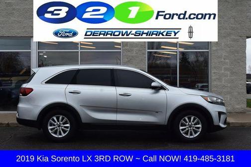 Sparkling Silver 2019 Kia Sorento LX