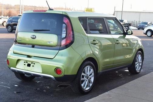 2017 Kia Soul +