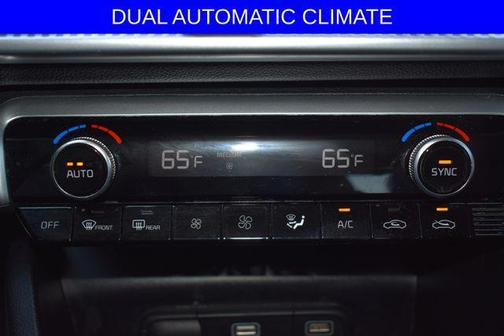 Glacial White Pearl 2022 Kia K5 LX