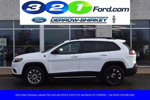 Bright White Clearcoat 2019 Jeep Cherokee Latitude Plus