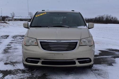 2011 Chrysler Town & Country Touring