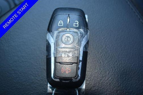 Ingot Silver 2017 Ford Explorer XLT