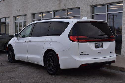 2021 Chrysler Pacifica Hybrid Limited