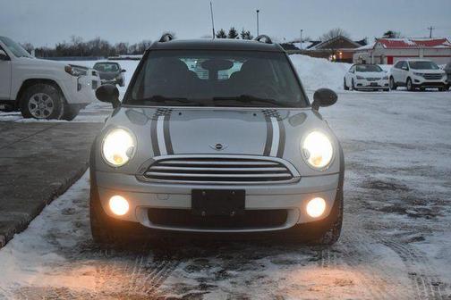 2010 MINI Cooper Clubman Base (M6)