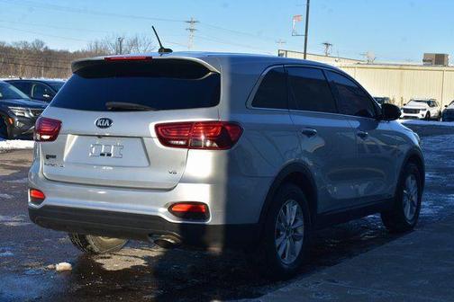 2019 Kia Sorento LX