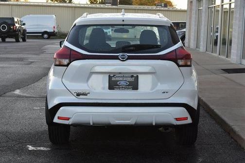 2021 Nissan Kicks SV