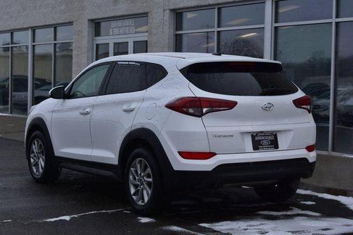 2017 Hyundai TUCSON SE