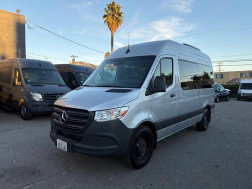 2024 Mercedes-Benz Sprinter 2500 Standard Roof