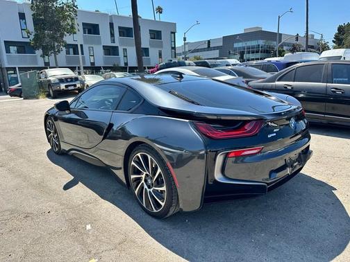 2014 BMW i8 