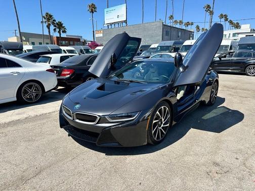 2014 BMW i8 