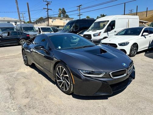 2014 BMW i8 