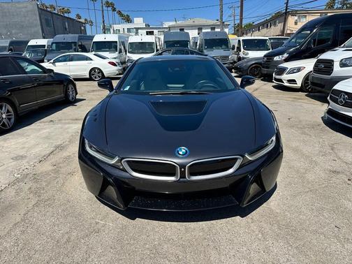 2014 BMW i8 