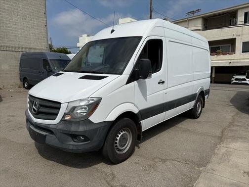 2017 Mercedes-Benz Sprinter 2500 Standard Roof