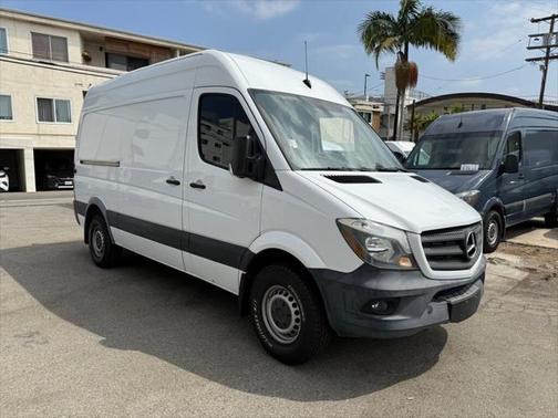 2017 Mercedes-Benz Sprinter 2500 Standard Roof