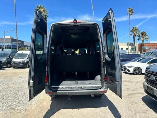 2022 Mercedes-Benz Sprinter 2500 Standard Roof