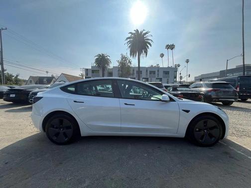 2023 Tesla Model 3 Standard Range
