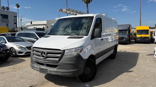 2020 Mercedes-Benz Sprinter 2500 Standard Roof